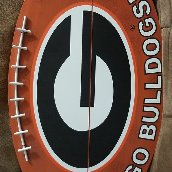 BULLDOG WALL HANGER - Picture 3 of 8